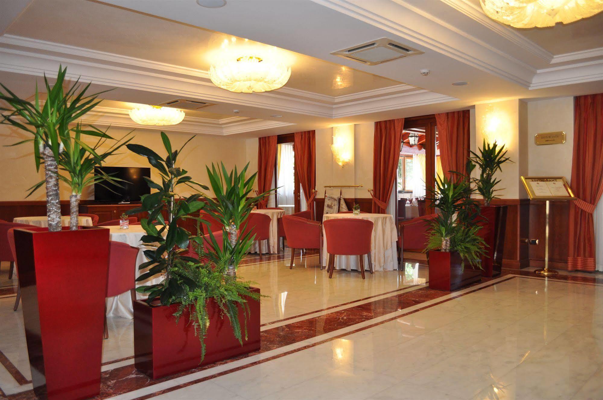 Hotel Ristorante Rossemi San Giovanni Rotondo Exterior foto