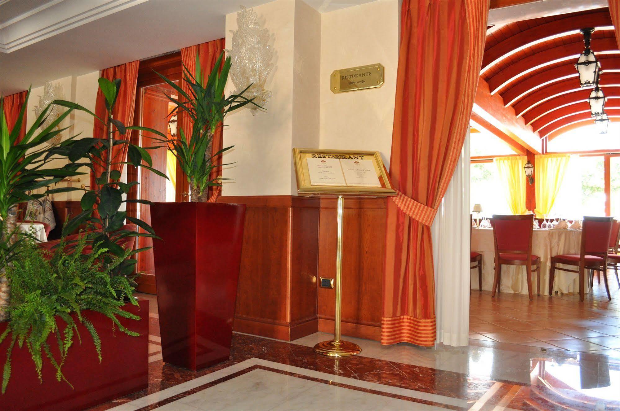 Hotel Ristorante Rossemi San Giovanni Rotondo Exterior foto